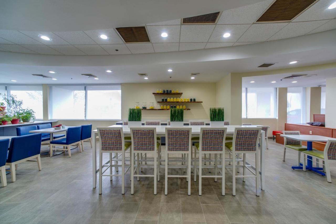 Saint Louis Airport Hotel Woodson Terrace Εξωτερικό φωτογραφία