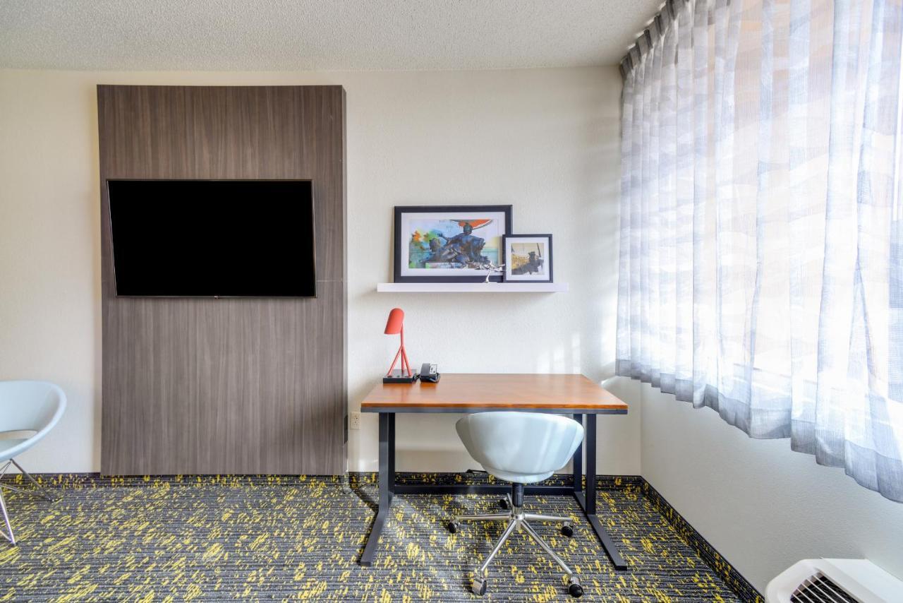 Saint Louis Airport Hotel Woodson Terrace Εξωτερικό φωτογραφία